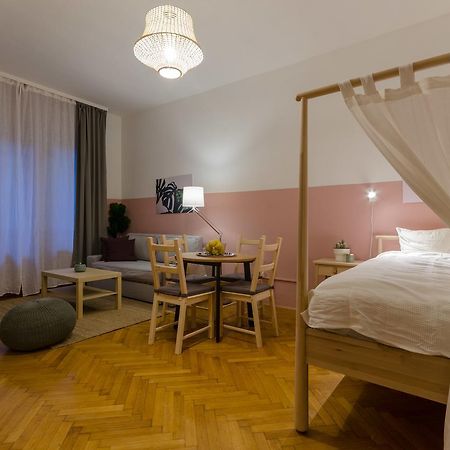 Okra Apartment Budapest Eksteriør billede