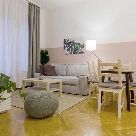 Okra Apartment Budapest Eksteriør billede