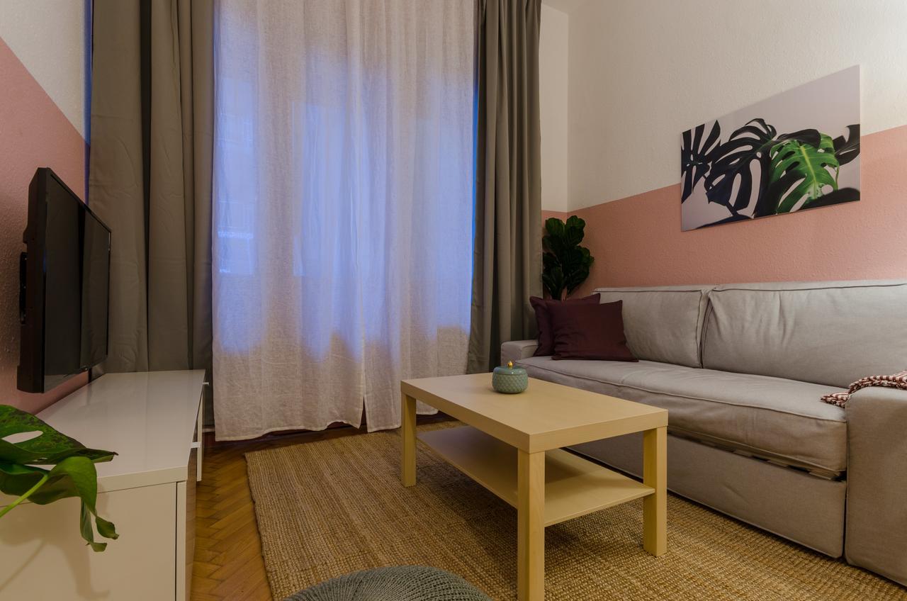 Okra Apartment Budapest Eksteriør billede