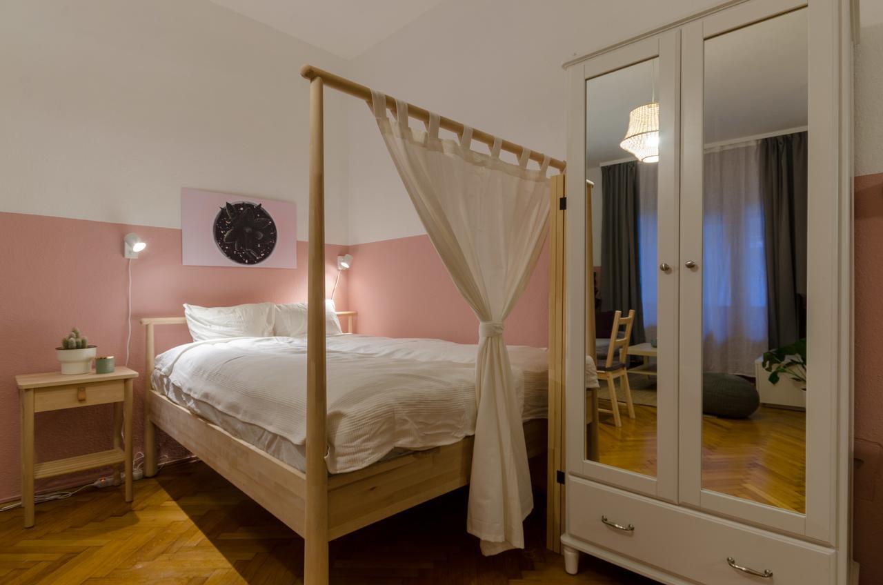 Okra Apartment Budapest Eksteriør billede