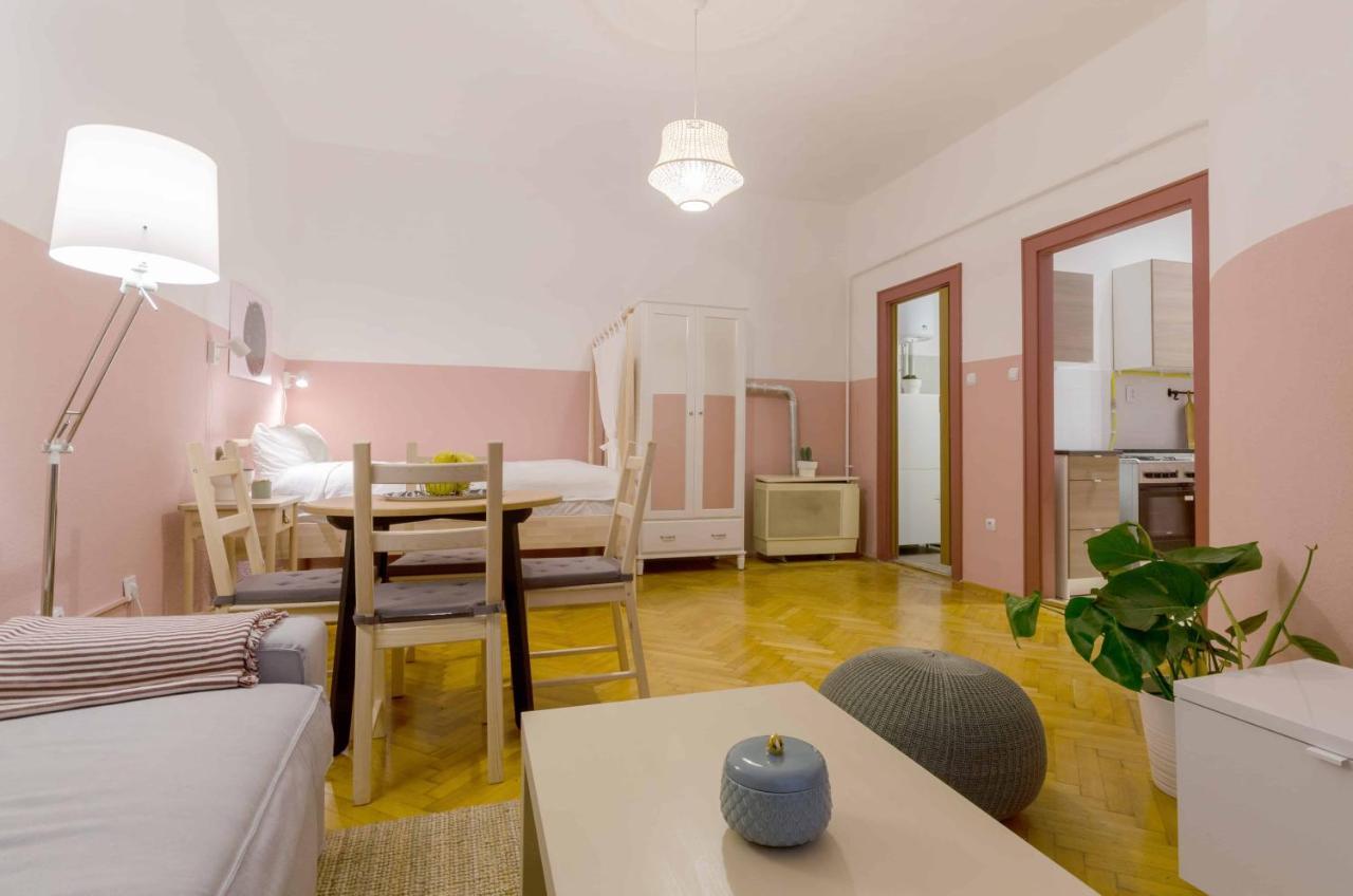 Okra Apartment Budapest Eksteriør billede
